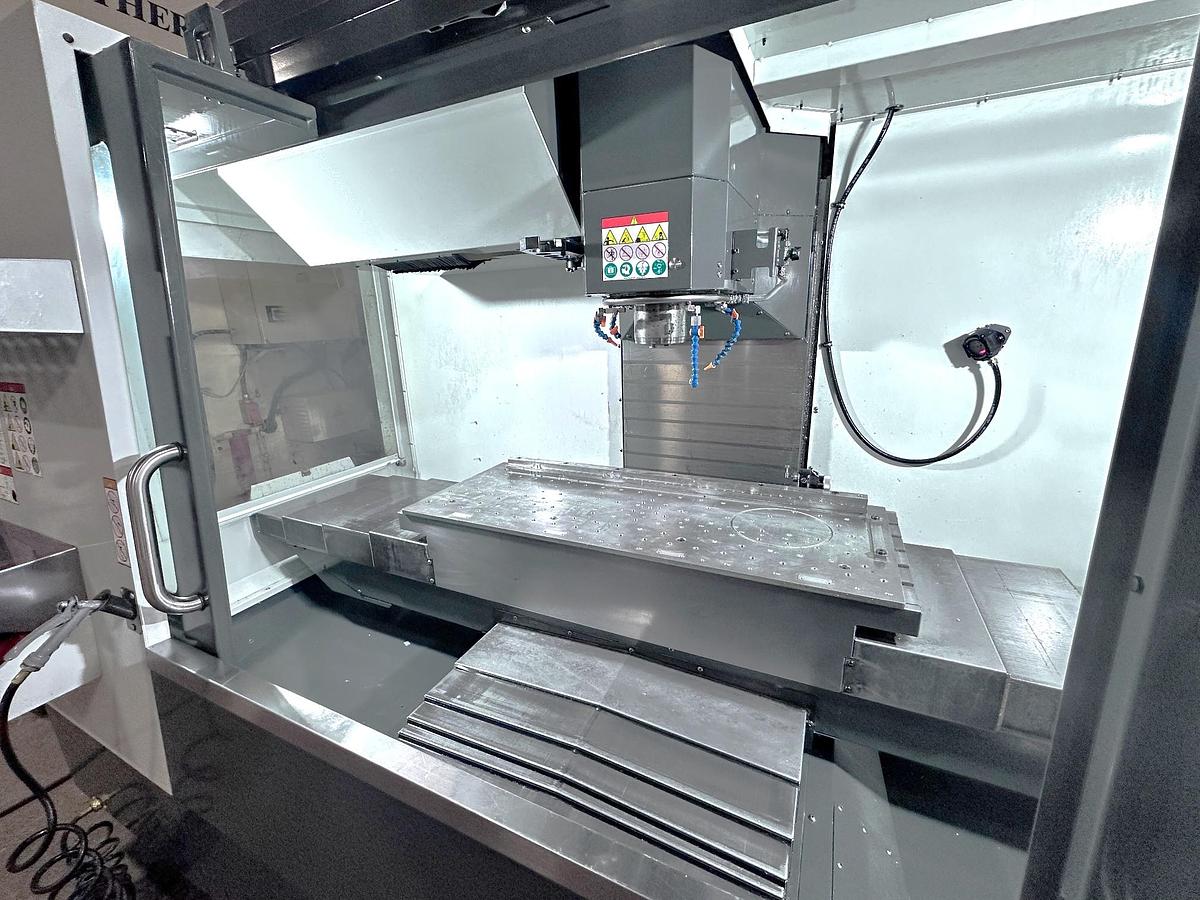 Used 2019 Haas VF-4 with Probing, 24 Station Tool Changer