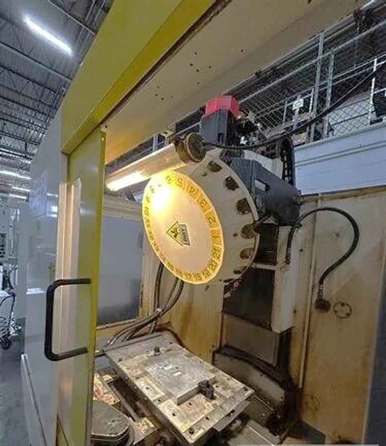 Used 2005 Fanuc Robodrill Alpha T-21iDL w/ Pallet Changer, 10,000 RPM, 21 Station ATC, Fanuc 16iMB, 2834 Run Hours