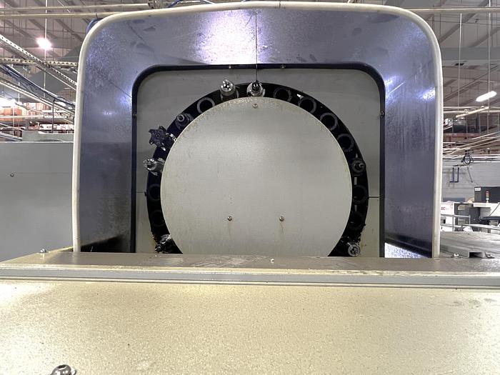 Used 2005 Hyundai-Kia VX500 3 Axis Vertical Machining Center