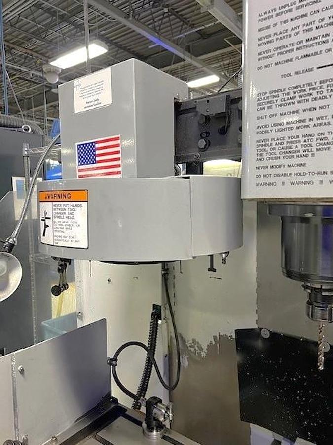Used 2004 Haas TM-1 with Haas HA-5C Indexer, Tool Probing, 10 Station ATC, Single or Three Phase Power Capable, Splash Guarding