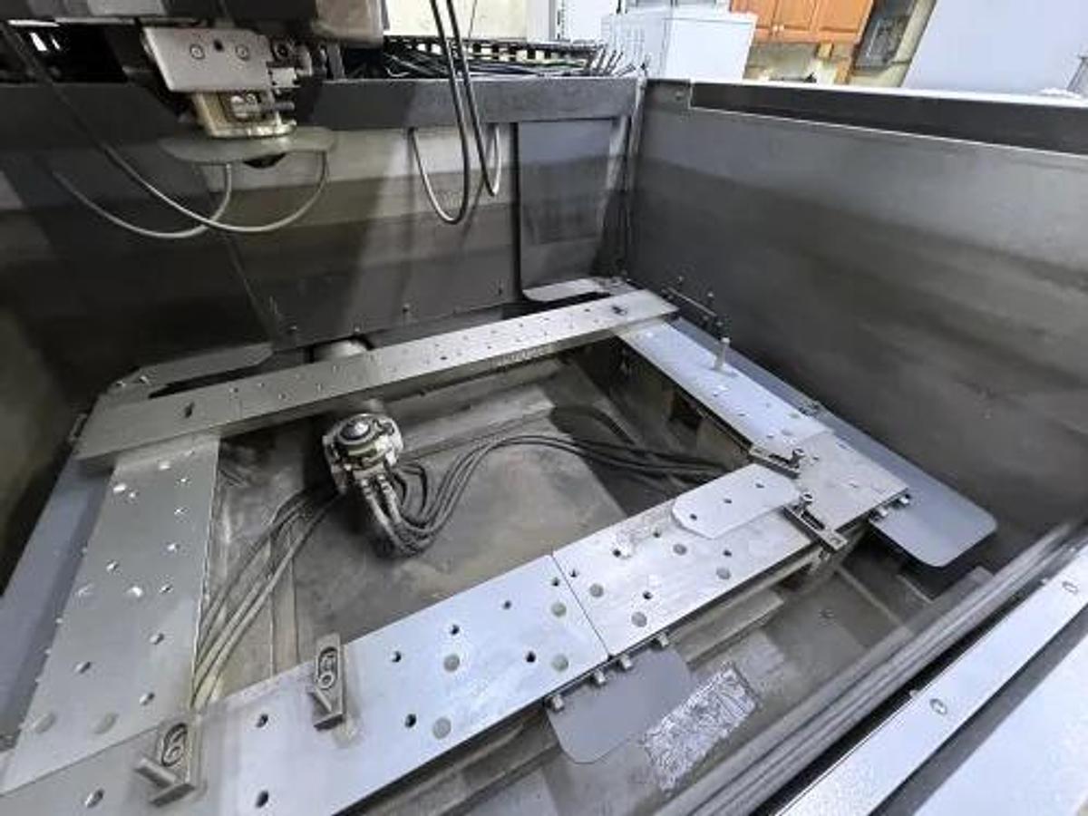 Used 2015 Mitsubishi MV2400S with 4 Axis Simultaneous Cutting, U & V Axis, Auto Threading, Submerged Cutting, Deionized Water System
