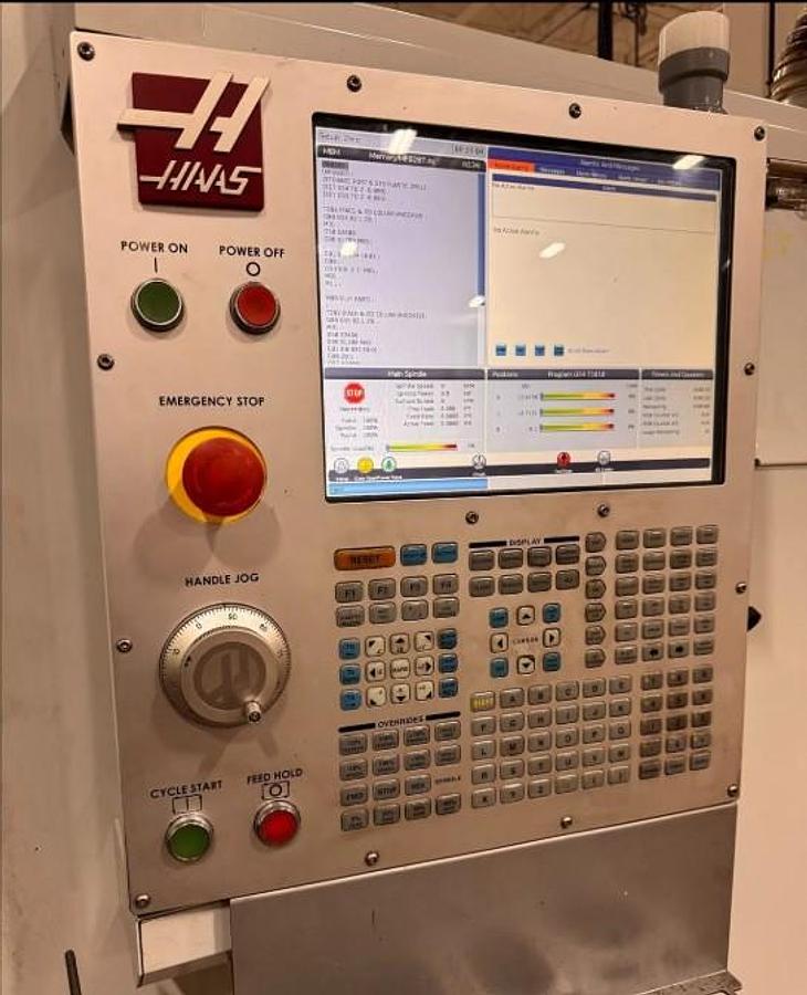 Used 2020 Haas ST30 with Tailstock, Chip Conveyor, Tool Presetter, 10" Chuck, 3" Bar Capacity, 12 Station Turret, 32.5" Max Cut Length