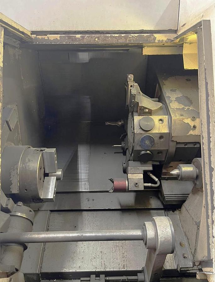 Used 2007 Mazak Nexus QTN 250-II M with Chip Conveyor, Parts Catcher, (3) Live Tool Holders, Tailstock