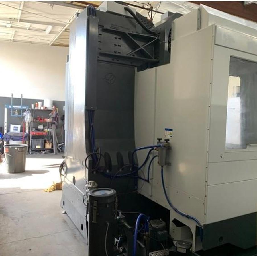 Used 2018 Haas VM-6 with Haas TR310 Trunnion Table, Probing, Coolant Thru Spindle, Z Axis Riser
