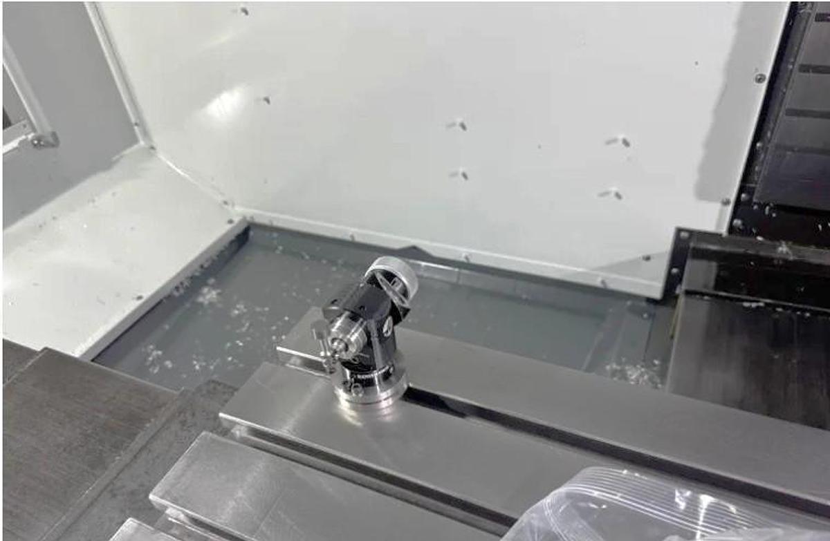 Used 2023 Haas VF-5SS with Haas TRT210 5th Axis, Coolant Thru Spindle, Probing, Dynamic Work Offsets, 30 Position Side Mount ATC