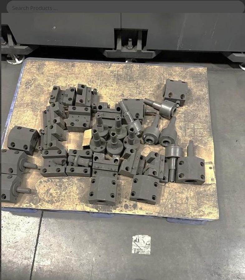 Used 2015 Haas ST-40 with Live Milling/C Axis, Tool Presetter, Tailstock, 4" Bar Capacity, 15" Hyd Chuck, Chip Conveyor