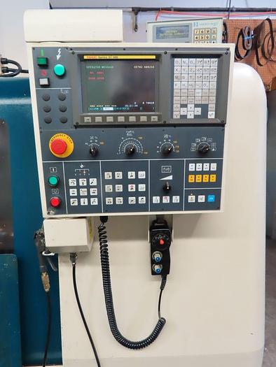 Used 2000 Hardinge VMC-800II