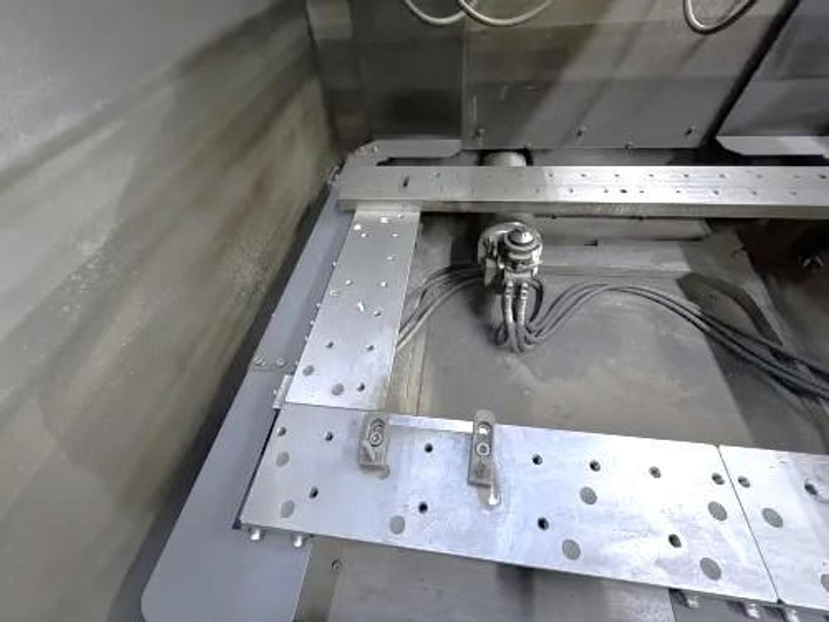 Used 2015 Mitsubishi MV2400S with 4 Axis Simultaneous Cutting, U & V Axis, Auto Threading, Submerged Cutting, Deionized Water System