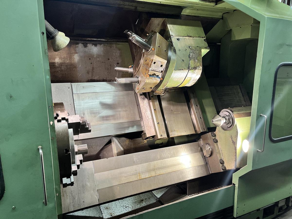 Used 1985 Hitachi Seiki 7NF-1100 22.5" Air Chuck 10" Bore