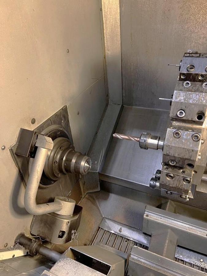 Used 2013 Haas ST-20 with Tailstock, Chip Conveyor, Tool Presetter, Parts Catcher