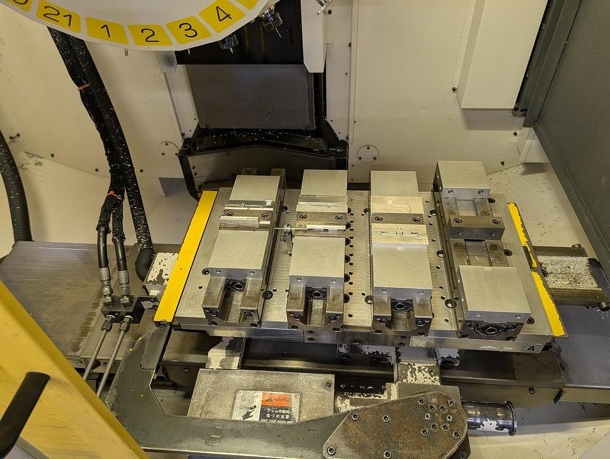 Used 2005 Fanuc Robodrill Alpha T-21iEL w/Pallet Changer