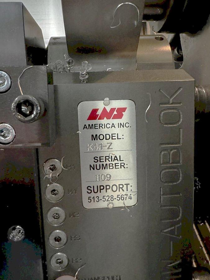 Used 2012 Doosan Puma 400LB with 15" Hyd Chuck, LNS Hyd Steadyrest, Conveyor, Tool Setter, 4.5" Bar