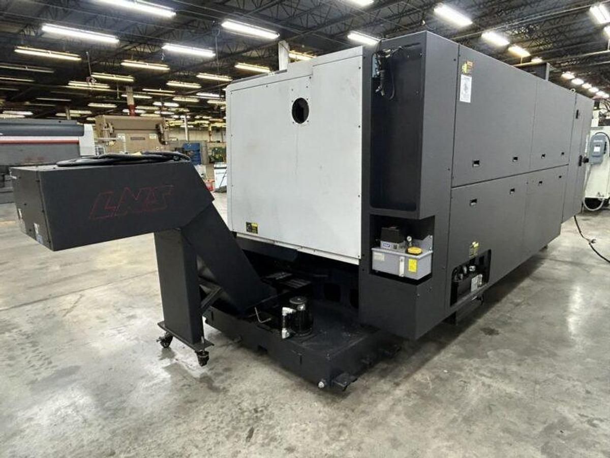 Used 2022 DN Solutions Puma 5100LC with 24.75" 4 Jaw Hyd. Chuck, 10.5" Spindle Bore, 82" Turn Length, Chip Conveyor, Tailstock
