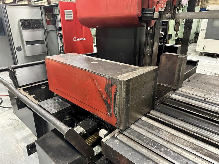 Used 2012 Amada PCSAW700 CNC Dual Column Horizontal Bandsaw