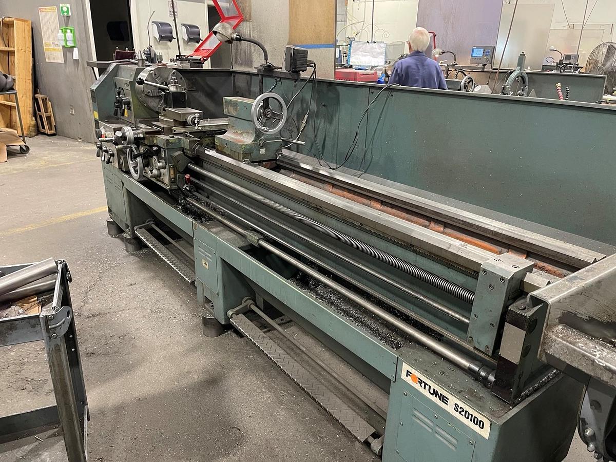 Used 1994 Fortune Model S20100 Engine Lathe