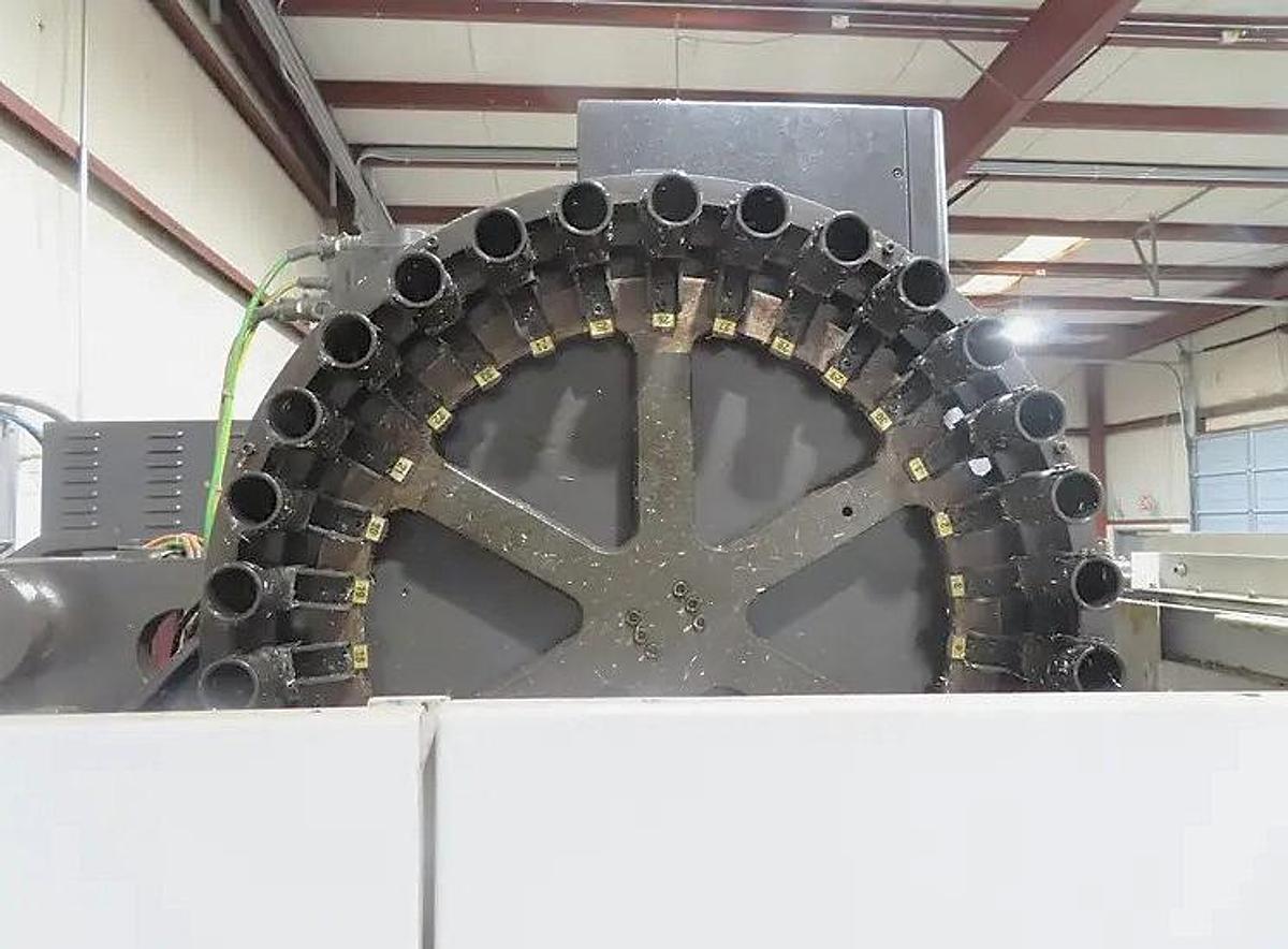 Used 2005 Mazak Nexus VCN-410A with Coolant Thru Spindle, Chip Conveyor, 30 Station Side Mounted ATC, 12,000 RPM