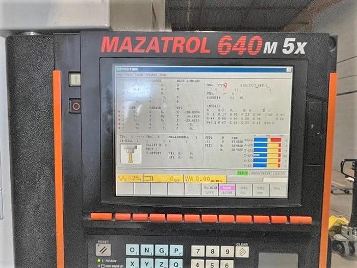 Used 2004 Mazak Variaxis 500-5X with 2 Pallet Changer