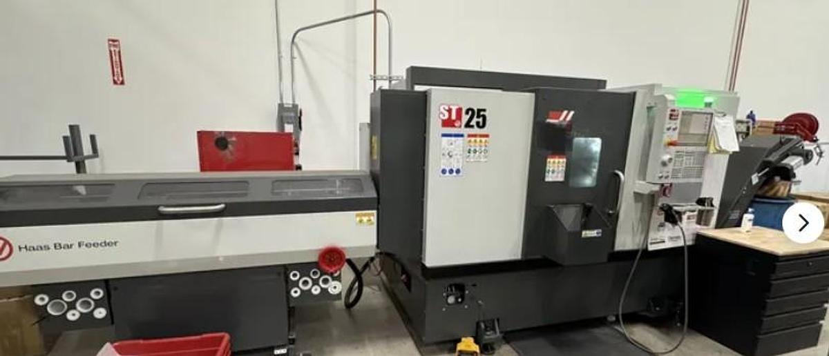 Used 2022 Haas ST-25 Chucker w/ Haas Barfeed with Liners, Tool Presetter, Chip Conveyor, 10" Hydraulic Chuck, Parts Catcher