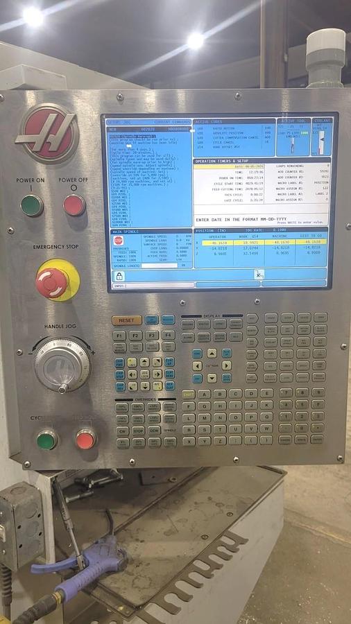 Used 2014 Haas VF-9/40 with Haas 4th Axis Rotary Table, Coolant Through Spindle, Haas Probing Package, Low Hours