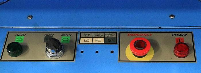 Used 1998 Mazak QT20 with Barfeeder