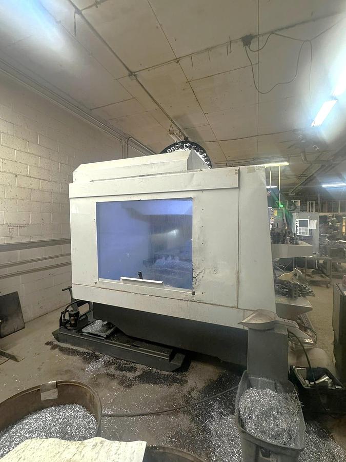 Used 2014 Haas VF-9/40 with 40 Station ATC, Probing, Chip Auger, Tooling, Vices