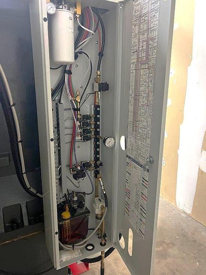 Used 2024 Haas VF-2SS w/ Haas HRT-210 Rotary Table, Probing, Coolant Through Spindle, High Speed Machining, Auger, Pcool