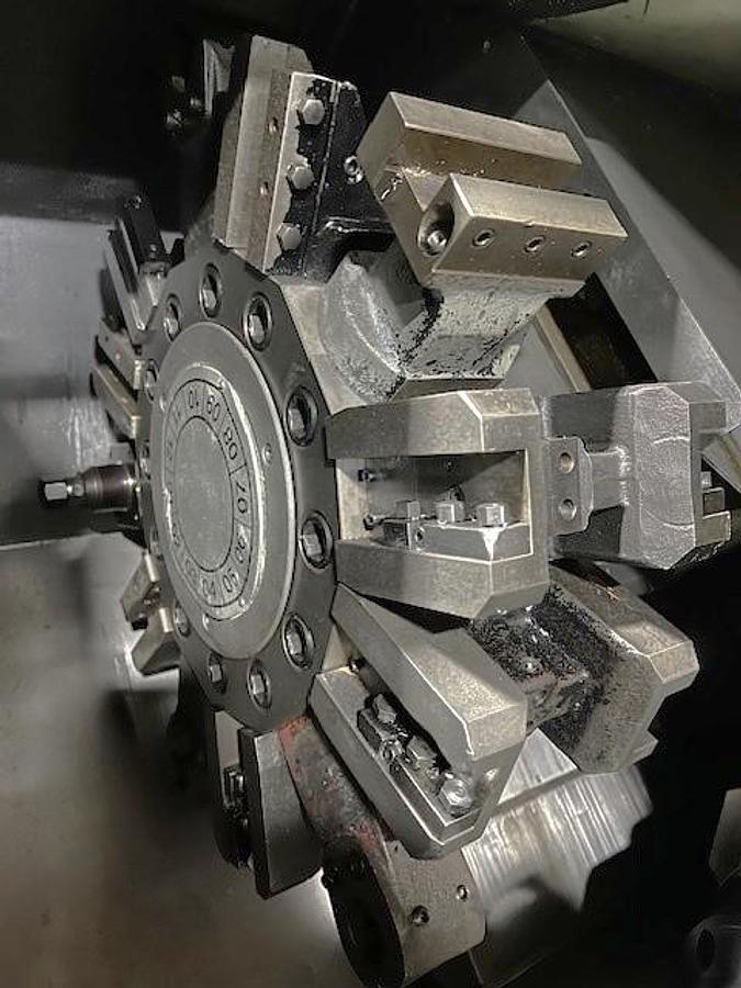 Used 2001 Mazak SQT100MS Mazatrol Fusion 640T with Milling/Drilling Capability, Subspindle, Full C Axis Spindle Rotation, Conveyor
