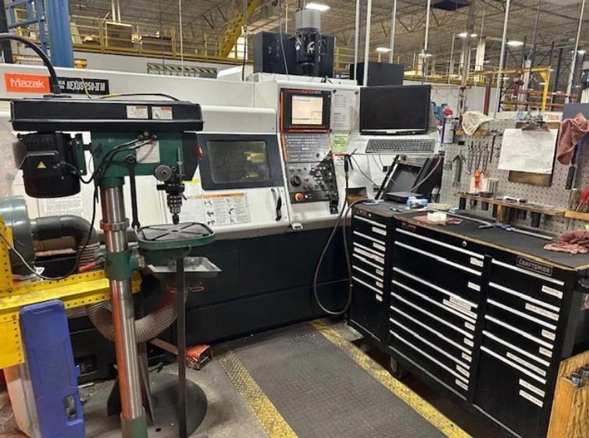 Used 2008 Mazak Nexus QTN 250-II M with Matrix Nexus Control, C Axis Milling, 10" Hyd Chk, Conveyor, HPC