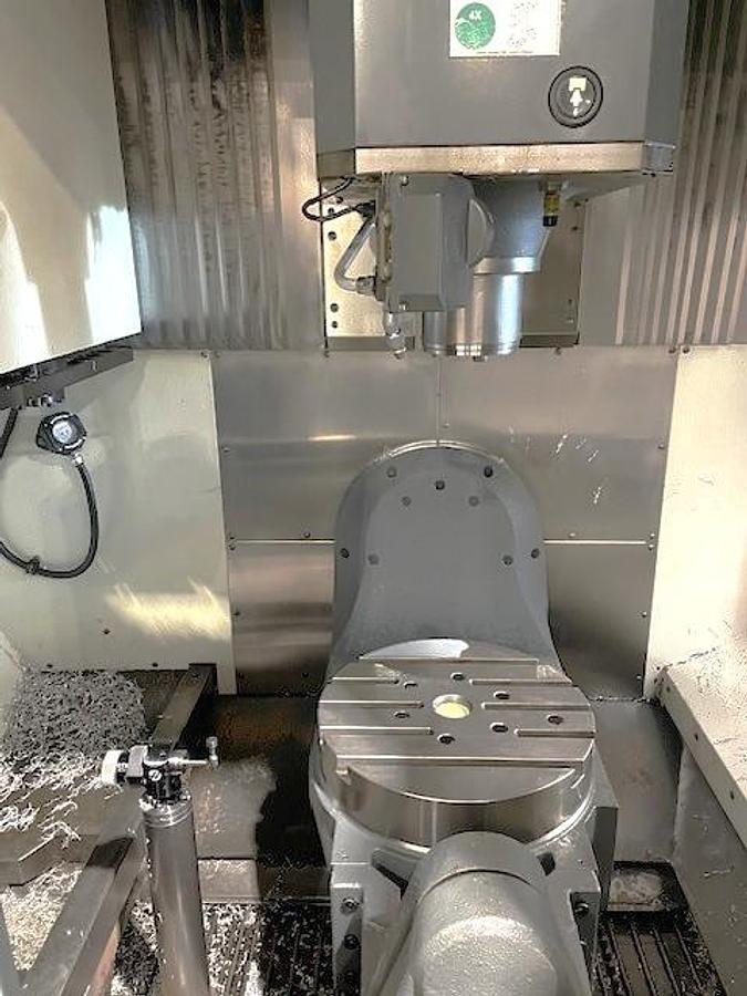 Used 2021 Haas UMC-500 5 Axis Universal Machining Center with Coolant Thru Spindle, Probing, 10k RPM