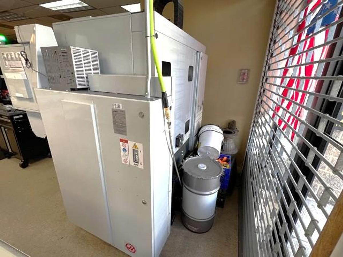 Used 2020 Haas CM-1 Compact Mill with 20 Station ATC, 30,000 rpm, ONLY 19 FEED CUT HOURS