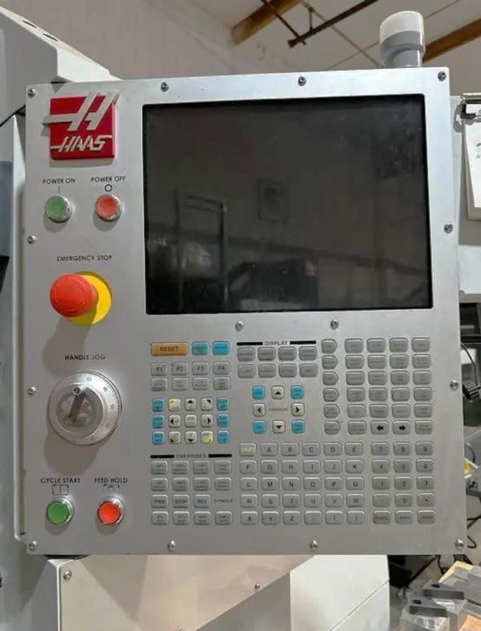 Used 2021 Haas VF9/40 with Haas Probing, 30 Pos. ATC, 8100 RPM, Progr. Coolant Nozzle, HSM, Chip Auger, Jog Handle, ALMOST HALF OF A NEW PRICE!!