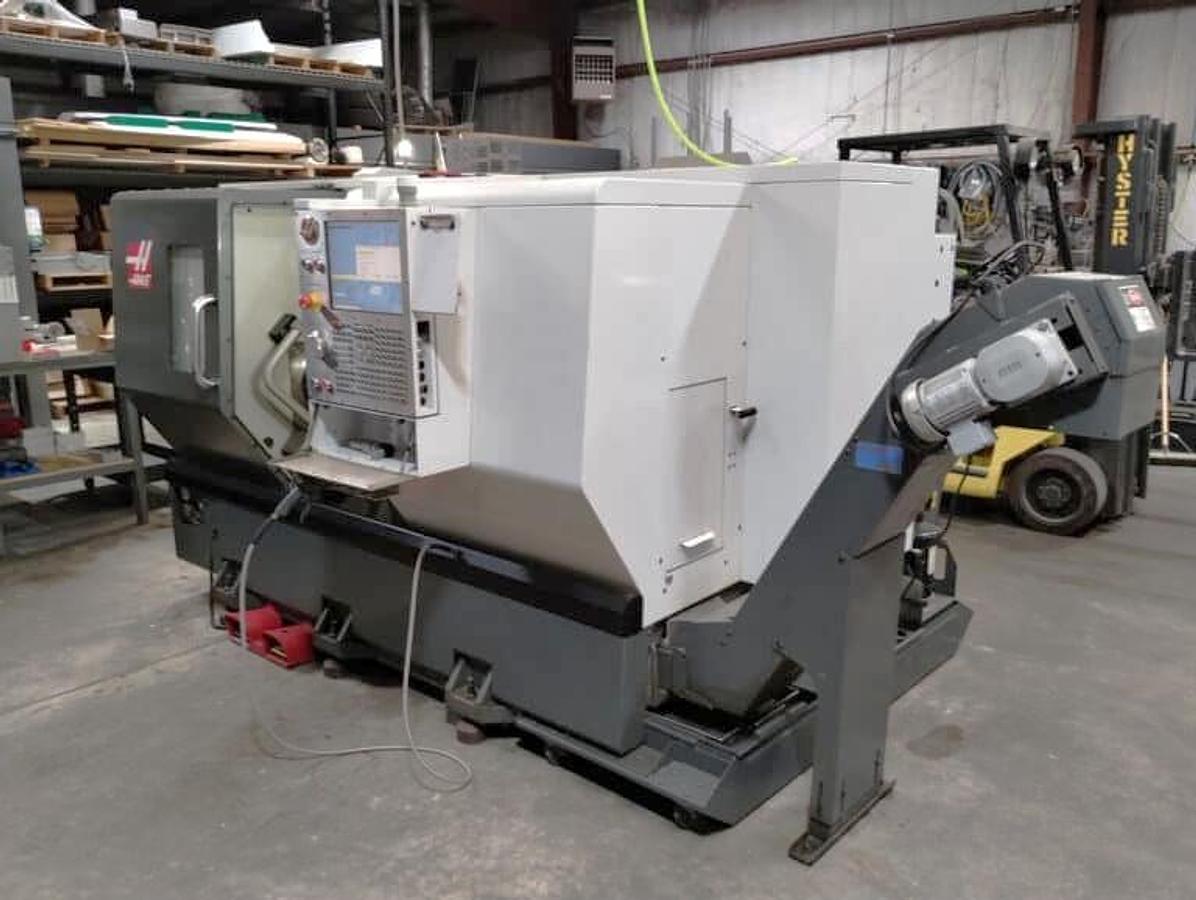 Used 2012 Haas ST-20 with Tailstock, Chip Conveyor, Tool Presetter, Part Probing, 8.3" Chuck, 12 Station BOT Turret, Recently Rebuilt