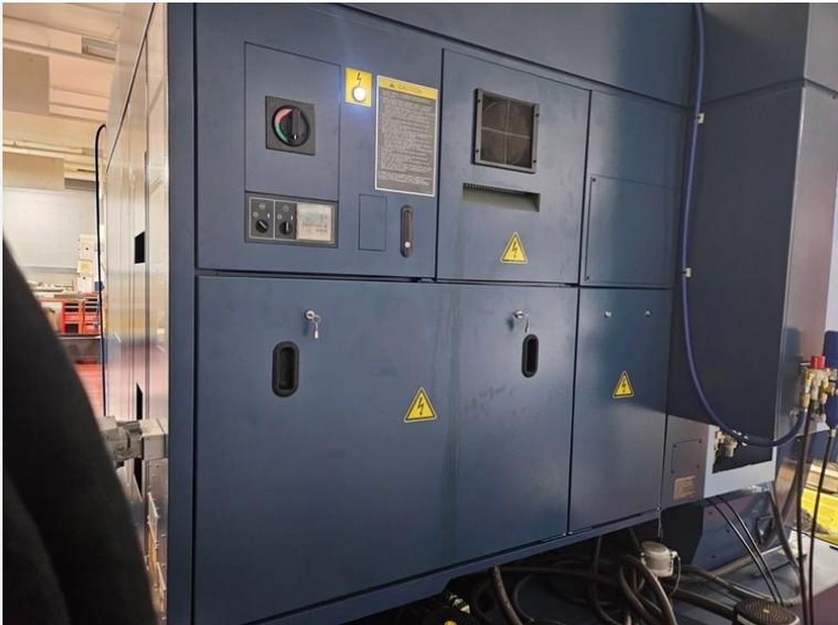 Used 2022 Matsuura MX520-PC4 5 Axis Trunnion Style VMC w/ 4 Pallets, Probing, Coolant Thru Spindle and More!!