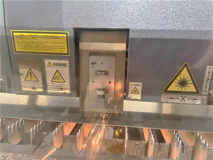 Used 2003 Mitsubishi 3718LVP 4000 Watt CO2 CNC Laser