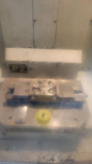 Used 2005 Haas MDC-500 Mill Drill Center with 2 Pallet Changer, Chip Auger, Programmable Coolant