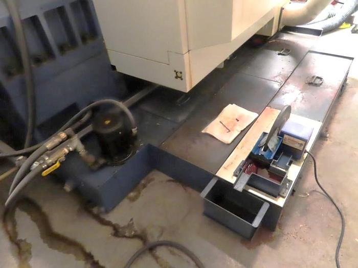 Used 2005 YCM XV1020A