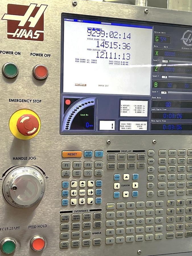 Used 2007 Haas SL-40T with Tailstock, Chip Conveyor, 15" Hydraulic Chuck, 4" Bar Capacity, Tool Presetter, Aux Coolant Filter