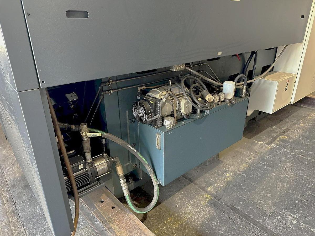 Used 2007 Johnford ST-60FH with 10" Bar Capacity, 31.49" Turn Diam., 54" Turn Length, Fanuc Cntrl.