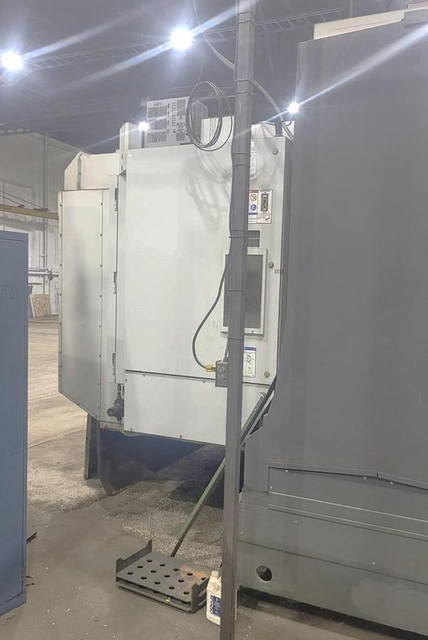 Used 2014 Haas VF-9/40 with Haas 4th Axis Rotary Table, Coolant Through Spindle, Haas Probing Package, Low Hours