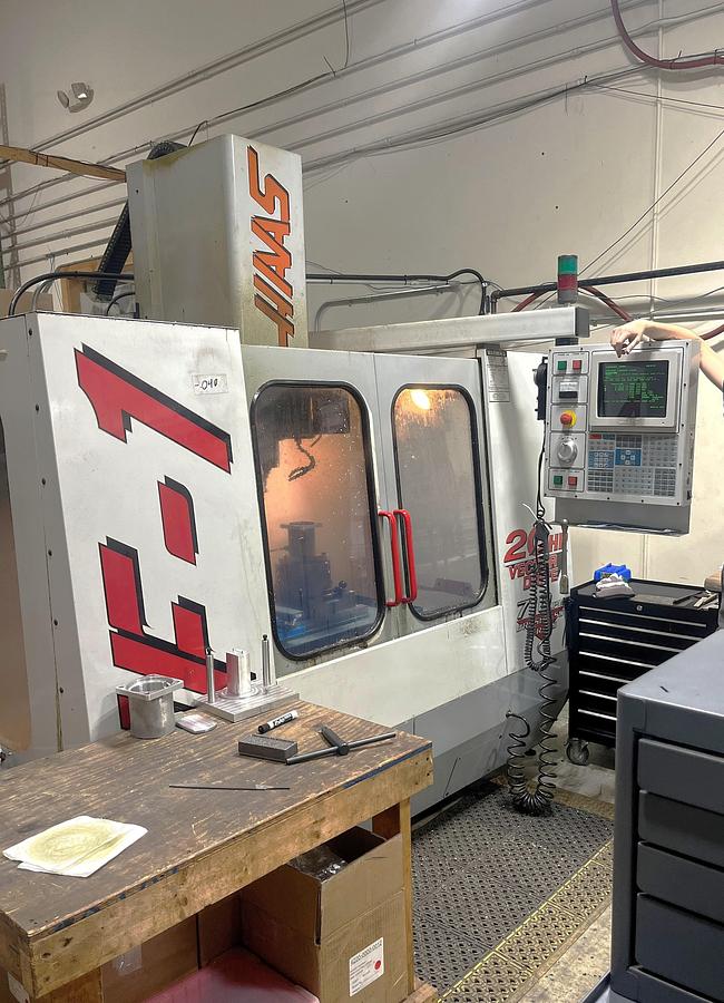Used 1998 Haas VF1 with Programmable Coolant, 3.5" Floppy Drive, Remote Jog Handle