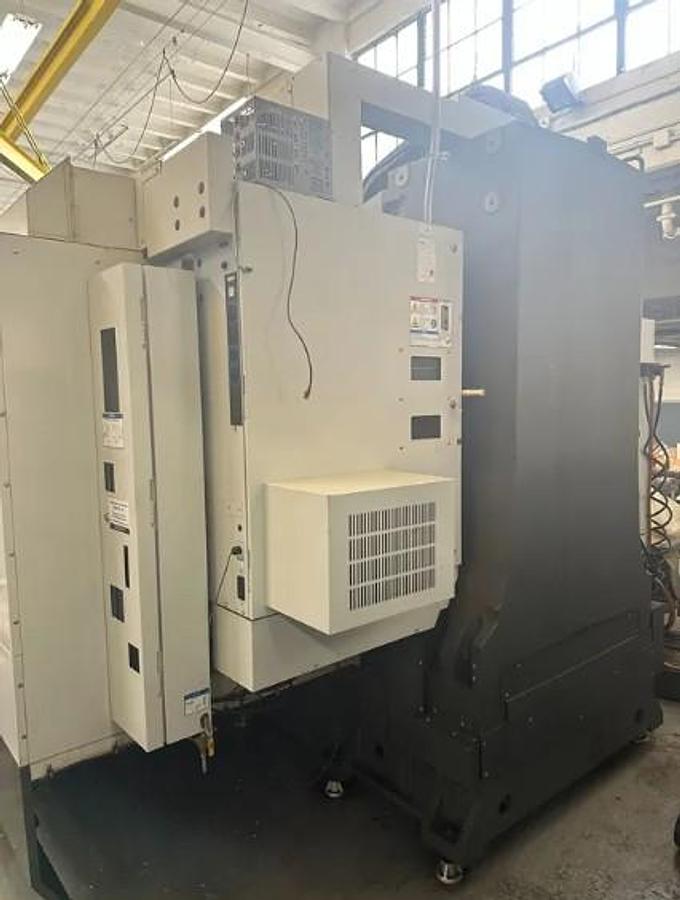 Used 2014 Haas VF8/40 with Haas Probing Package (needs probe repaired), 24 Station Side Mount ATC, 8100 RPM, CAT 40