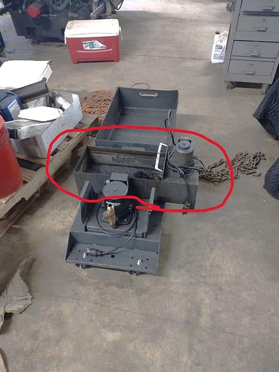 Used 2012 Haas TL-2 with Tailstock, 10" 3 Jaw Chuck, Tool Post, Chuck Guard, Manual Hand Wheels