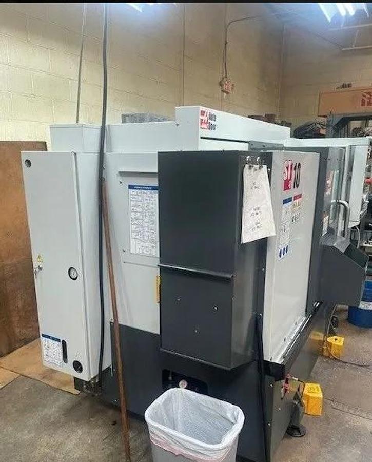 Used 2019 Haas ST-10 with Tailstock, Toolsetter, Chip Conveyor, Royal Collet Chuck, 6" 3 Jaw Chuck, Parts Catcher, ONLY 961 Hours