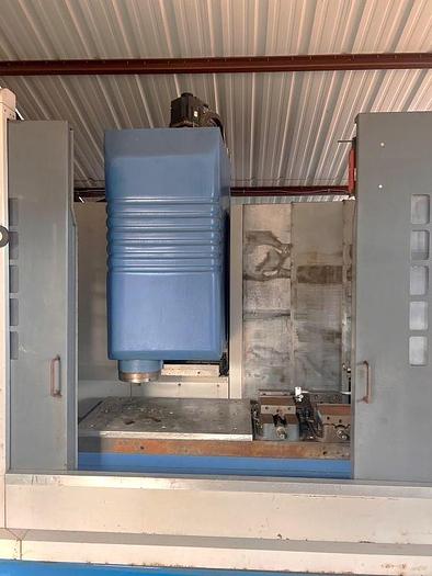 Used 2001 Mazak VTC-200B with Tool Probe, 24 Station Side Mounted Tool Changer