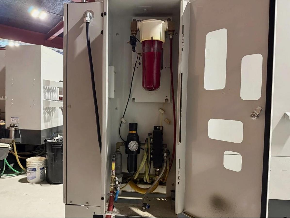 Used 2011 Haas EC-500, 40 Pos. ATC, 1000 PSI Coolant Thru Spindle, Haas Probing, 1 Degree Pallet Indexing, 2 Pallet Changer