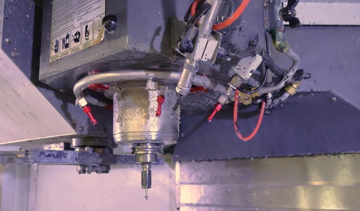 Used 2015 Haas VF-4SS w/ Coolant Thru Spindle, Haas Probing, 15,000 RPM Spindle, PCool, Auger