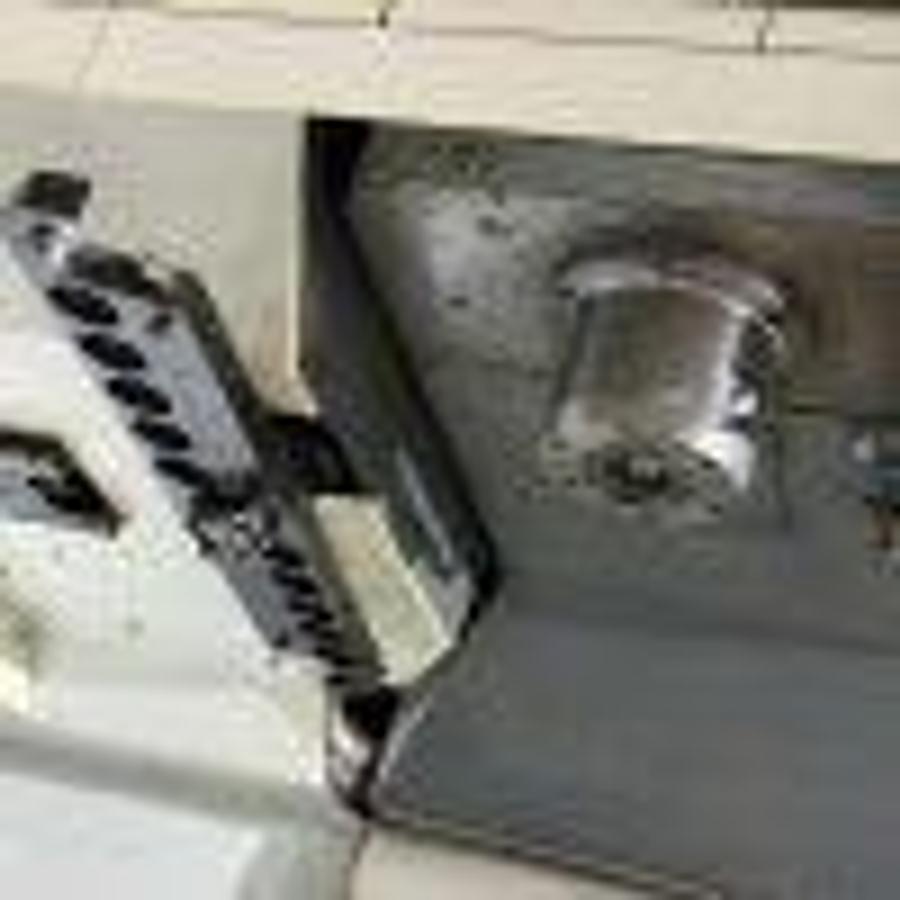 Used 2011 Haas VF-7/40, 24 Station Side Mounted ATC, 4th Axis Drive, Programmable Coolant, Remote Jog Handle, 7500 RPM