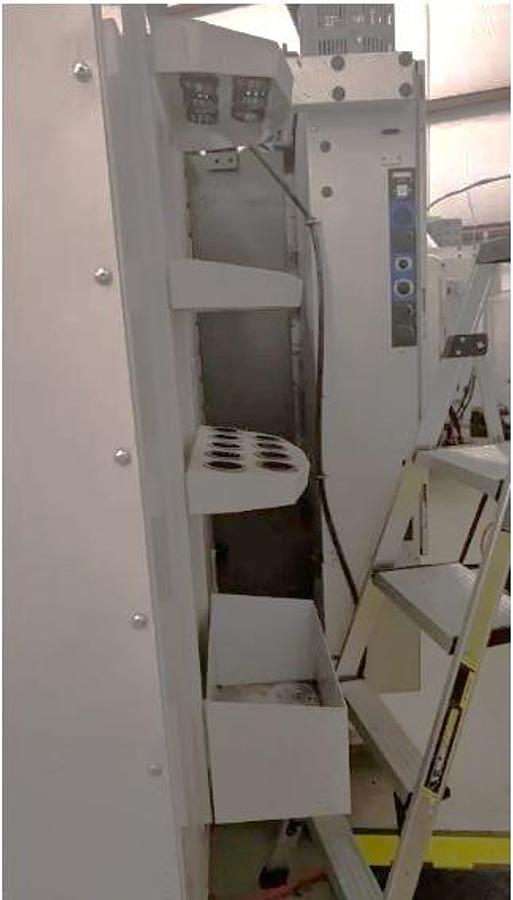 Used 2015 Haas TM-2P with 4th Axis Drive, Haas Probing Package, 6,000 RPM, Chip Auger, Rigid Tap, 20 Station ATC