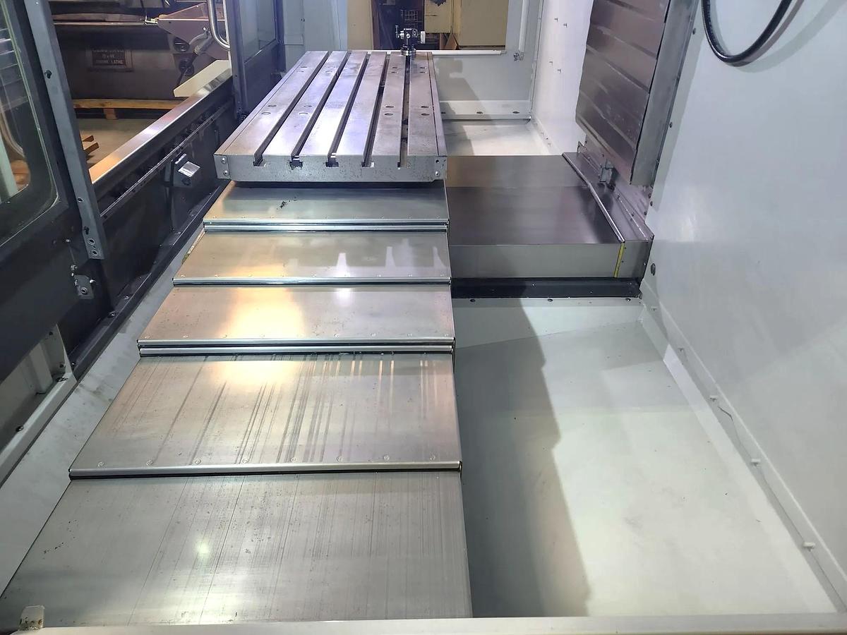 Used 2017 Haas VF4SS with Haas Probing Package, 15,000 RPM, 40 Tool ATC, Prepped for both 4th & 5th Axis Capabilities, Auger