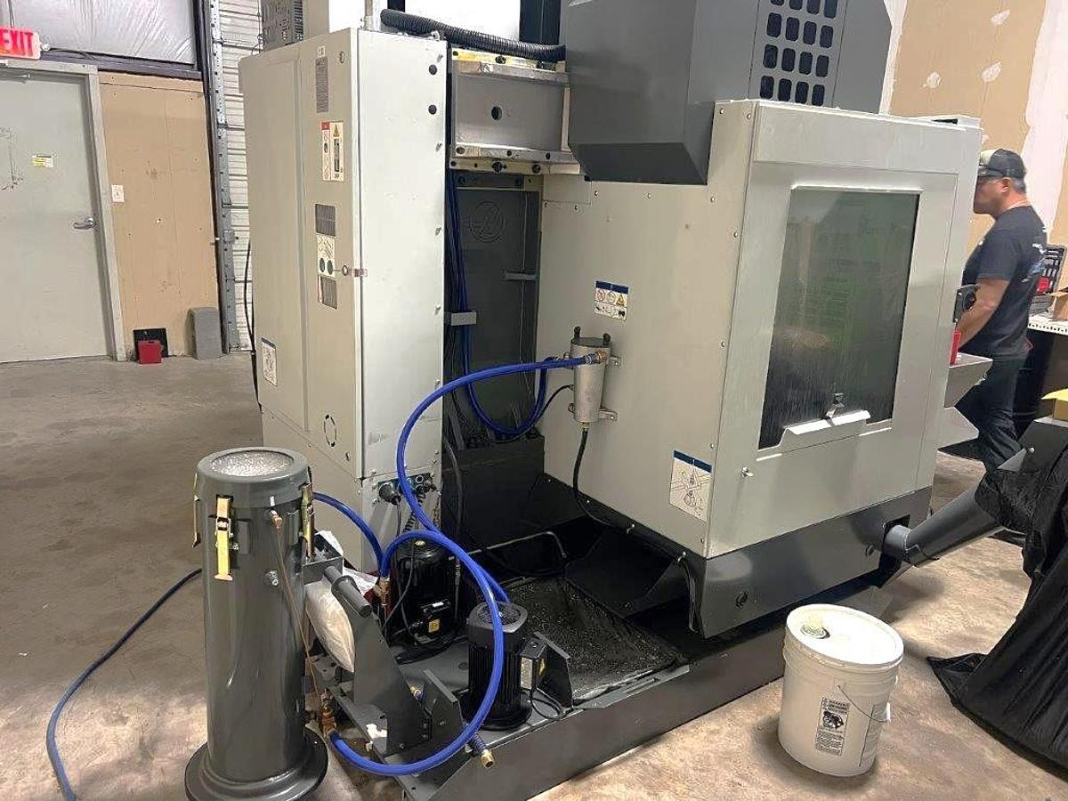 Used 2024 Haas VF-2SS w/ Haas HRT-210 Rotary Table, Probing, Coolant Through Spindle, High Speed Machining, Auger, Pcool
